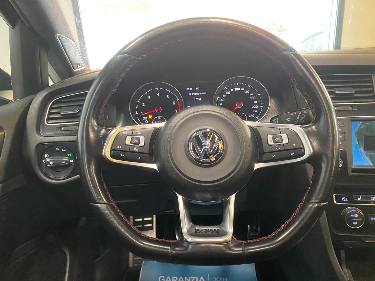 Volkswagen Golf GTI Golf GTI Performance 2.0 TSI 3p. BlueMotion Technology