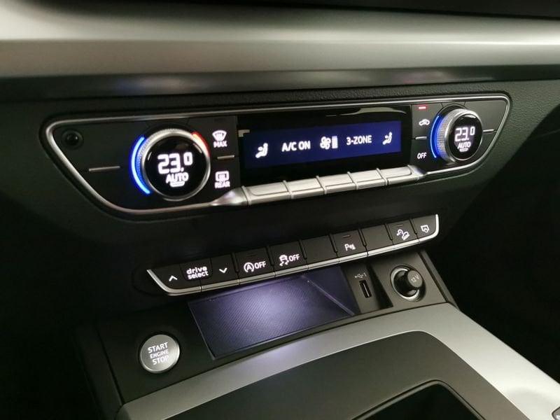 Audi Q5 Sportback 40 2.0 tdi mhev 12V S line quattro s-tronic