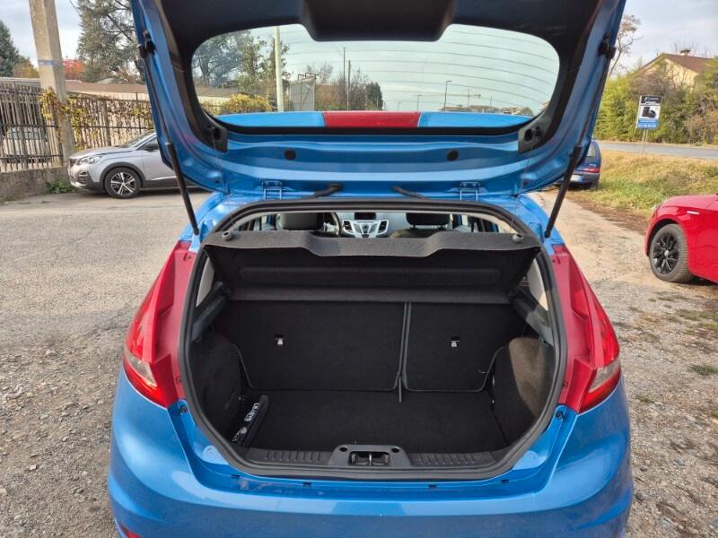 FORD Fiesta 6ª serie Bs Fiesta Ikon 1.2 16V 82...