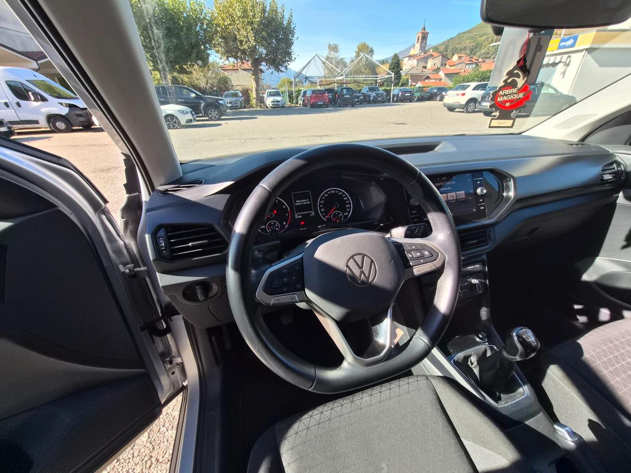 Volkswagen T-Cross style
