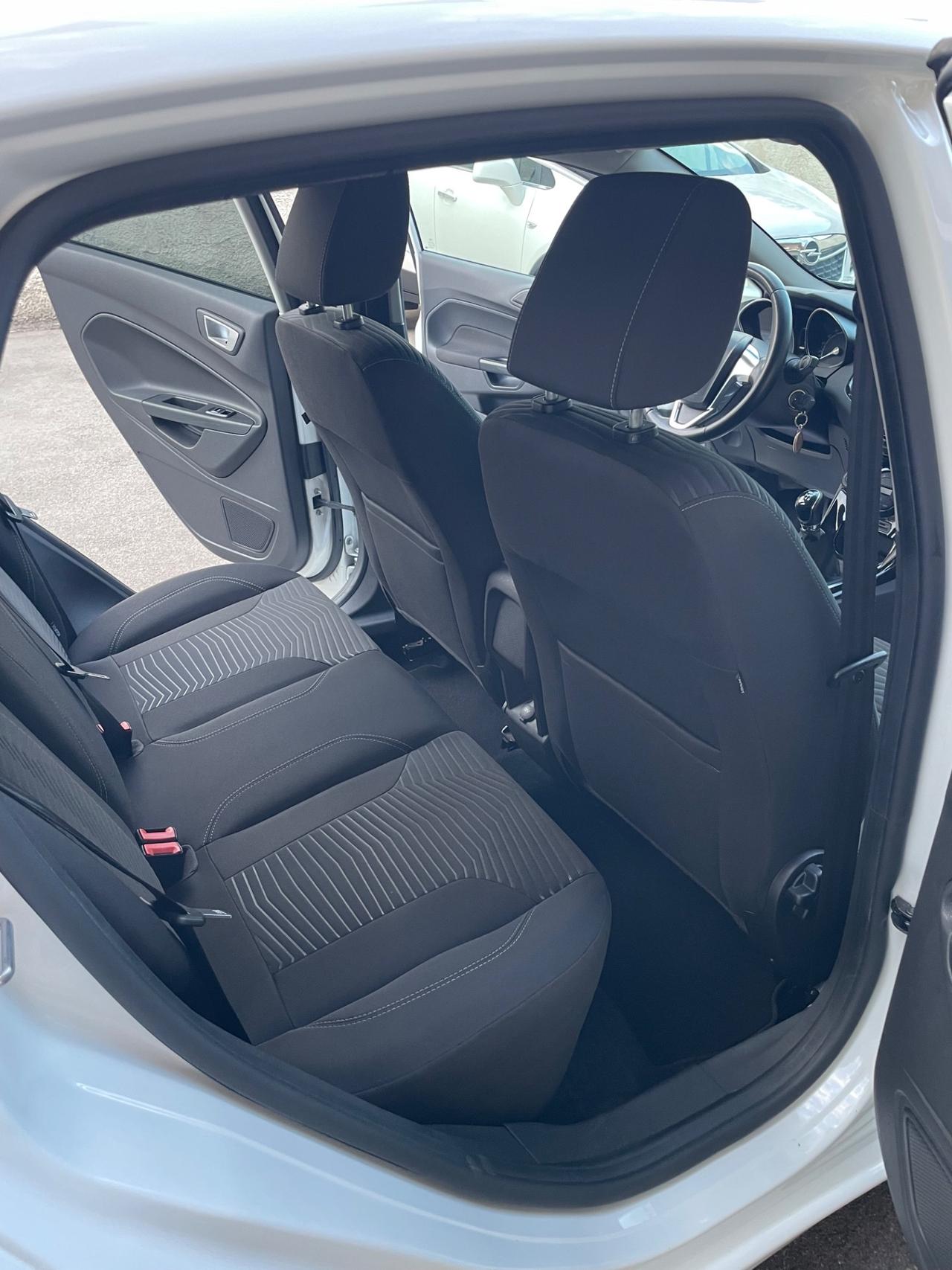 Ford Fiesta 1.4 5p. Bz.- GPL Titanium 78000 KM DAL NORD ITALIA