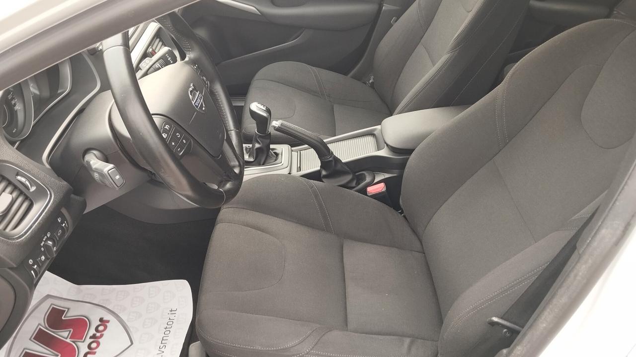 VOLVO V40 1.6 DIESEL NAVI-GARANZIA FULL