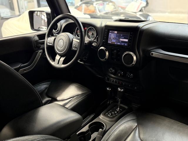 JEEP Wrangler Unlimited 2.8 CRD DPF Sahara Auto