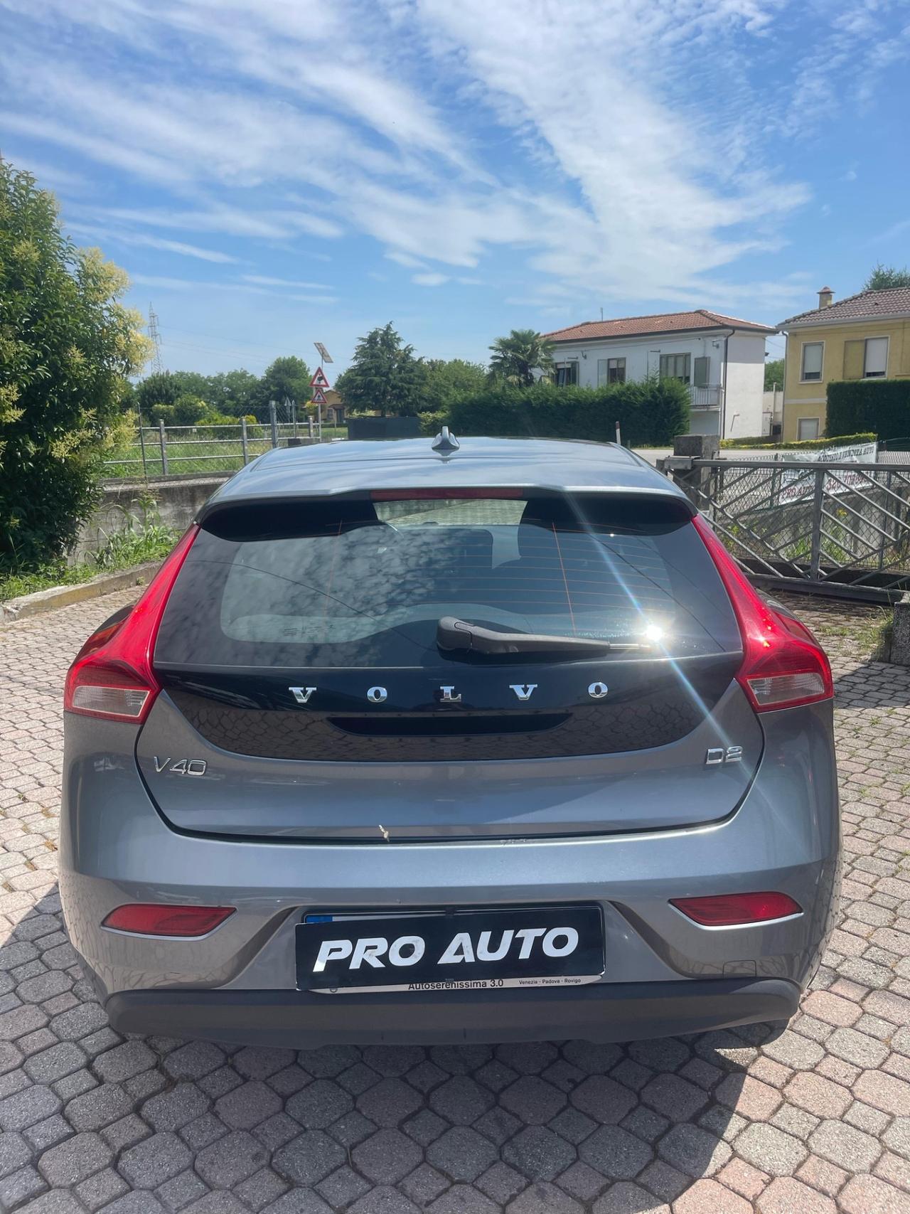 Volvo V40 D2 1.6 Momentum