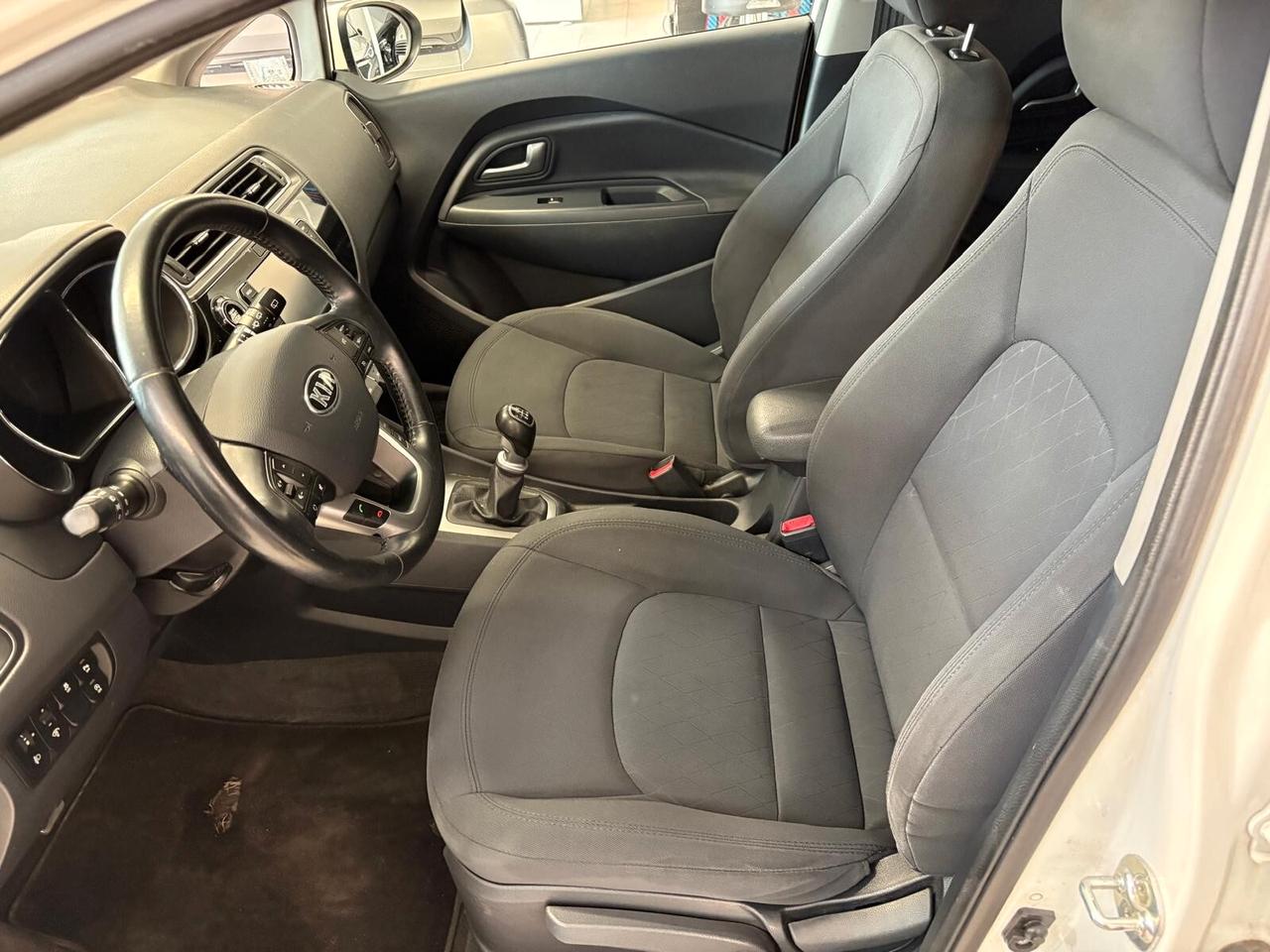 Kia Rio 1.4 CRDi 5p. Cool Collection