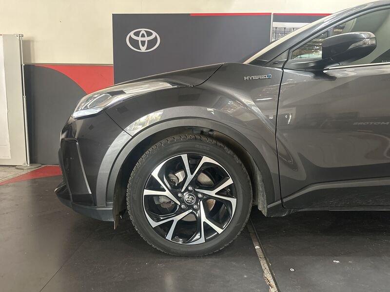 Toyota C-HR 1.8 Hybrid E-CVT Trend