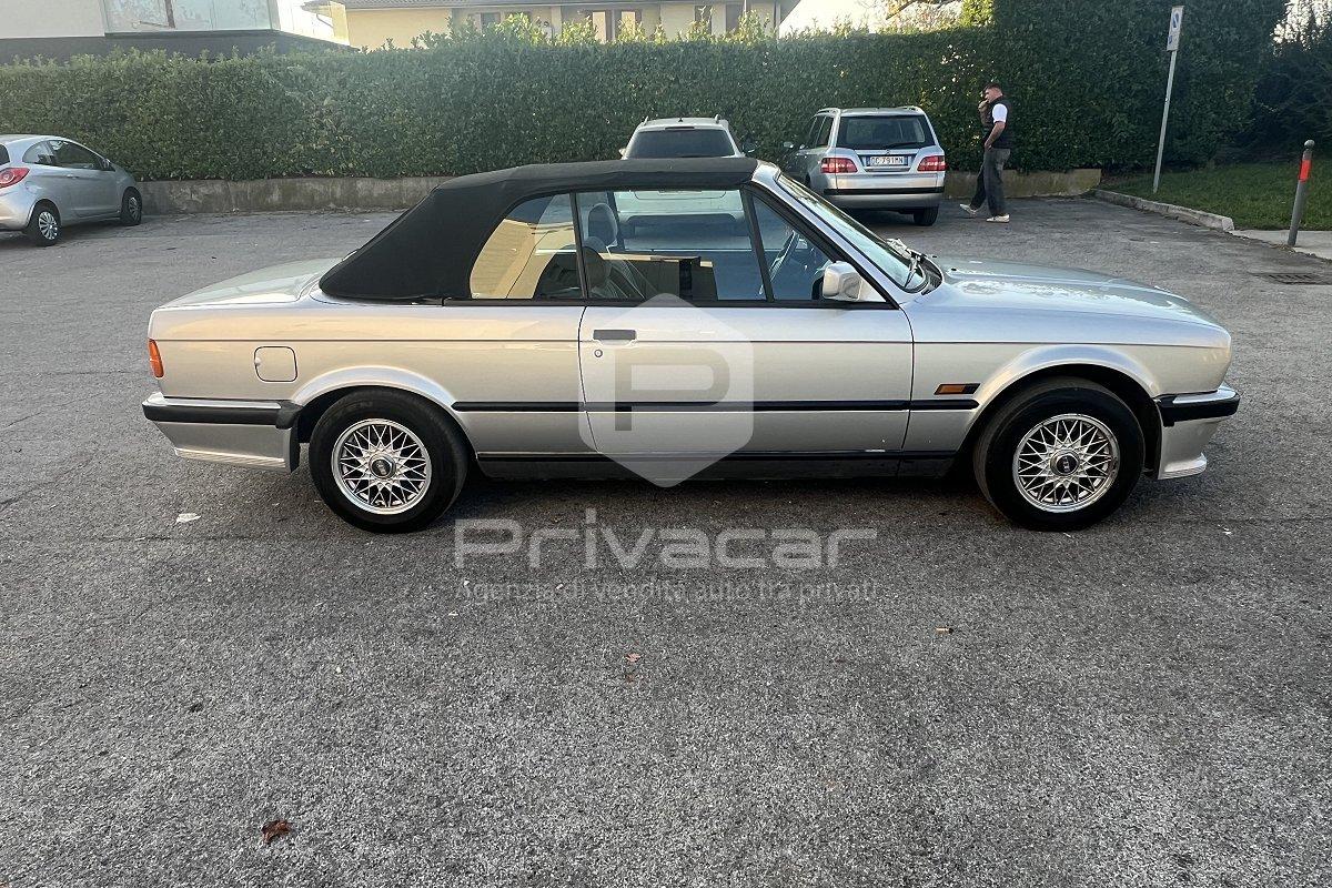BMW 320i Cabriolet