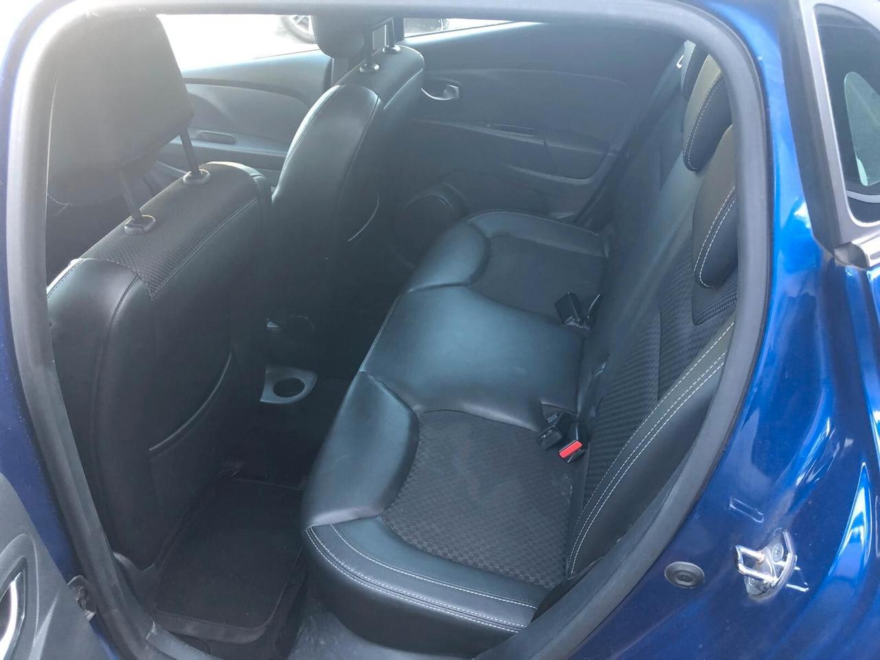 Renault Clio dCi 8V 75 CV 5 porte Moschino Intens