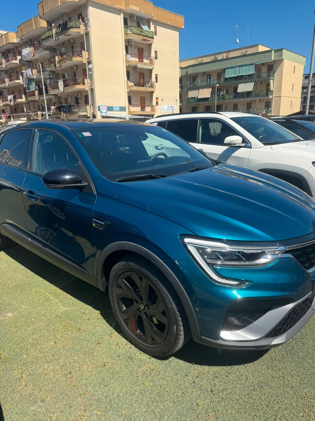 Renault Arkana Hybrid E-Tech 145 CV R.S. Line