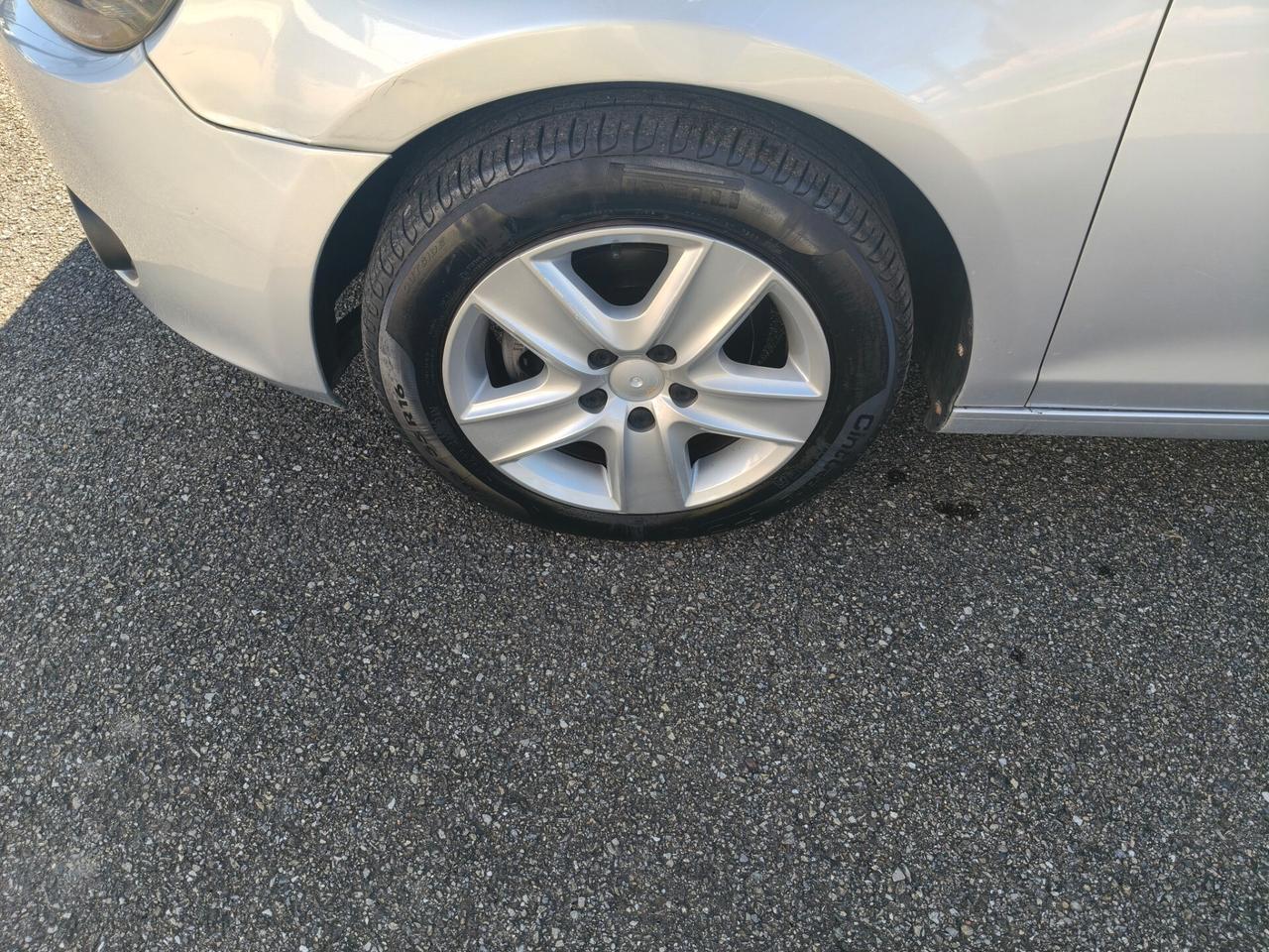 Volkswagen Golf 1.6 5 porte SOLO 123.000 KM