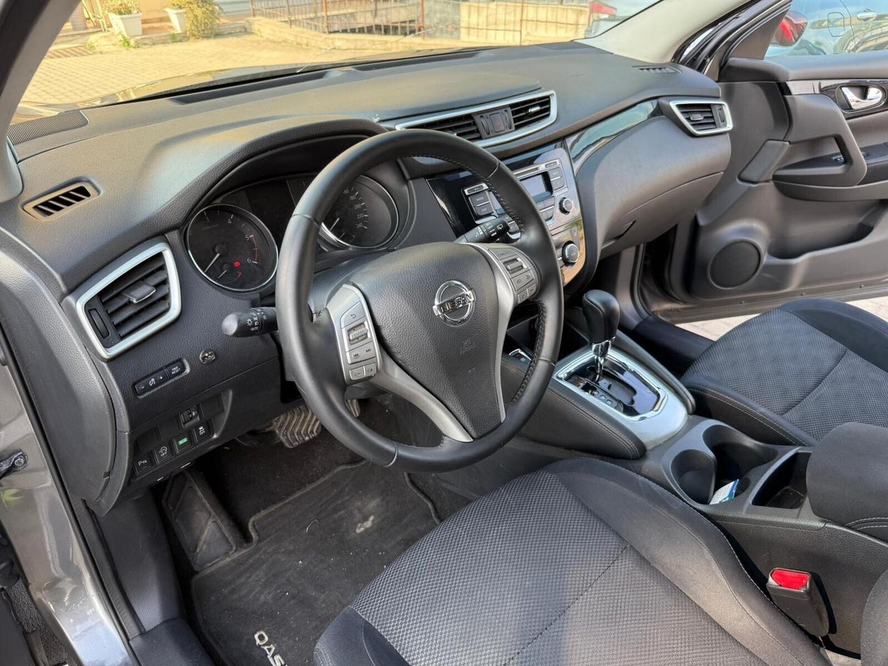 Nissan Qashqai 1.6 diesel automatica