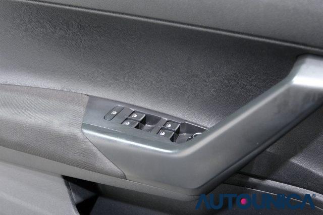 VOLKSWAGEN Polo GTI 2.0 TSI DSG GTI BLUEMOTION TECHNOLOGY FULL LED