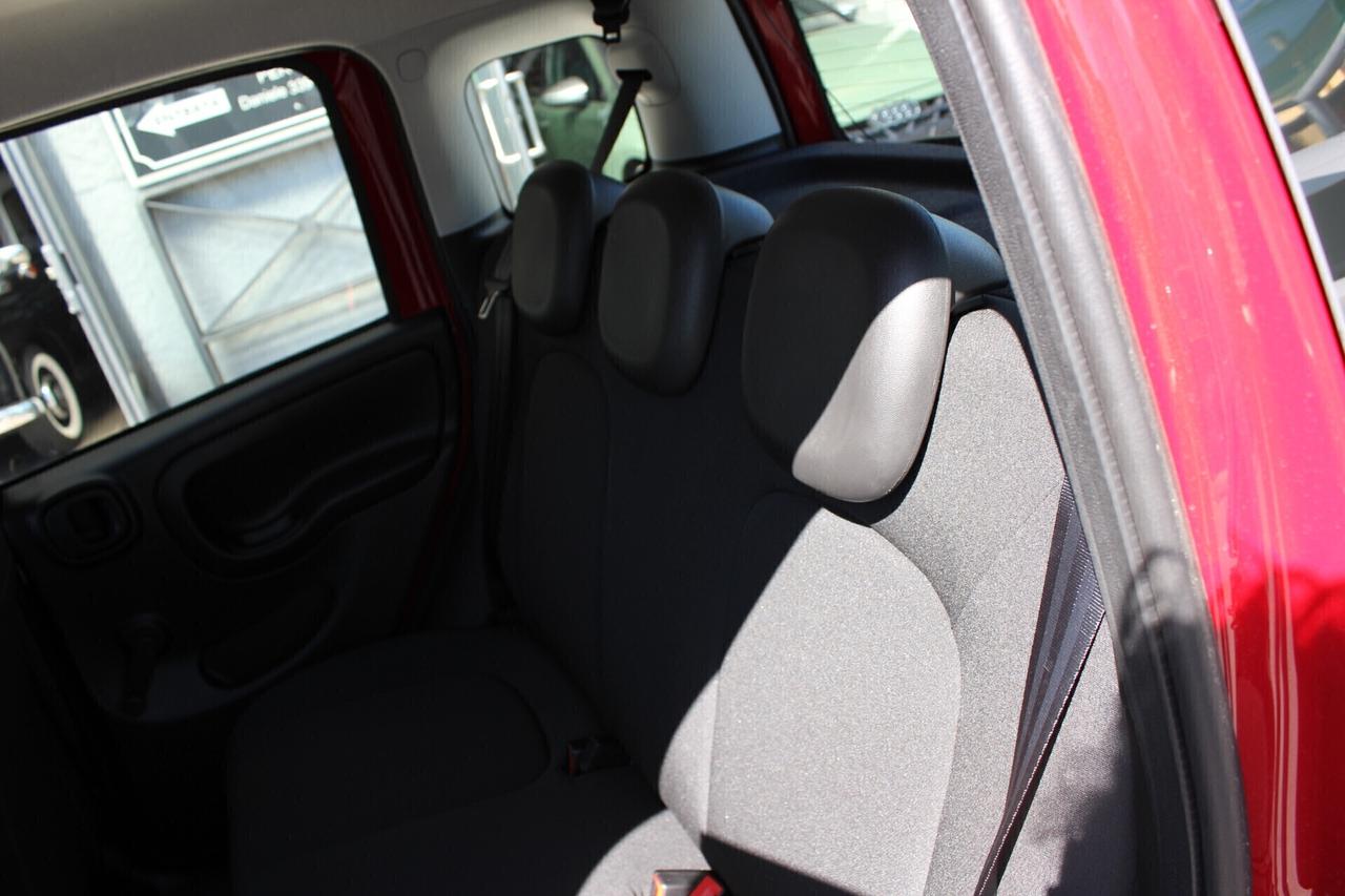 Fiat Panda 1.0 Hybrid 70CV PACK CITY + 5° POSTO