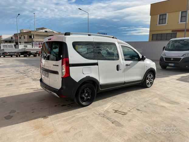 Dacia dokker stepway 5 posti
