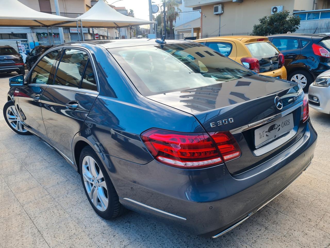 Mercedes-Benz Classe E - 300 BlueTEC DIESEL Edition Avantgarde