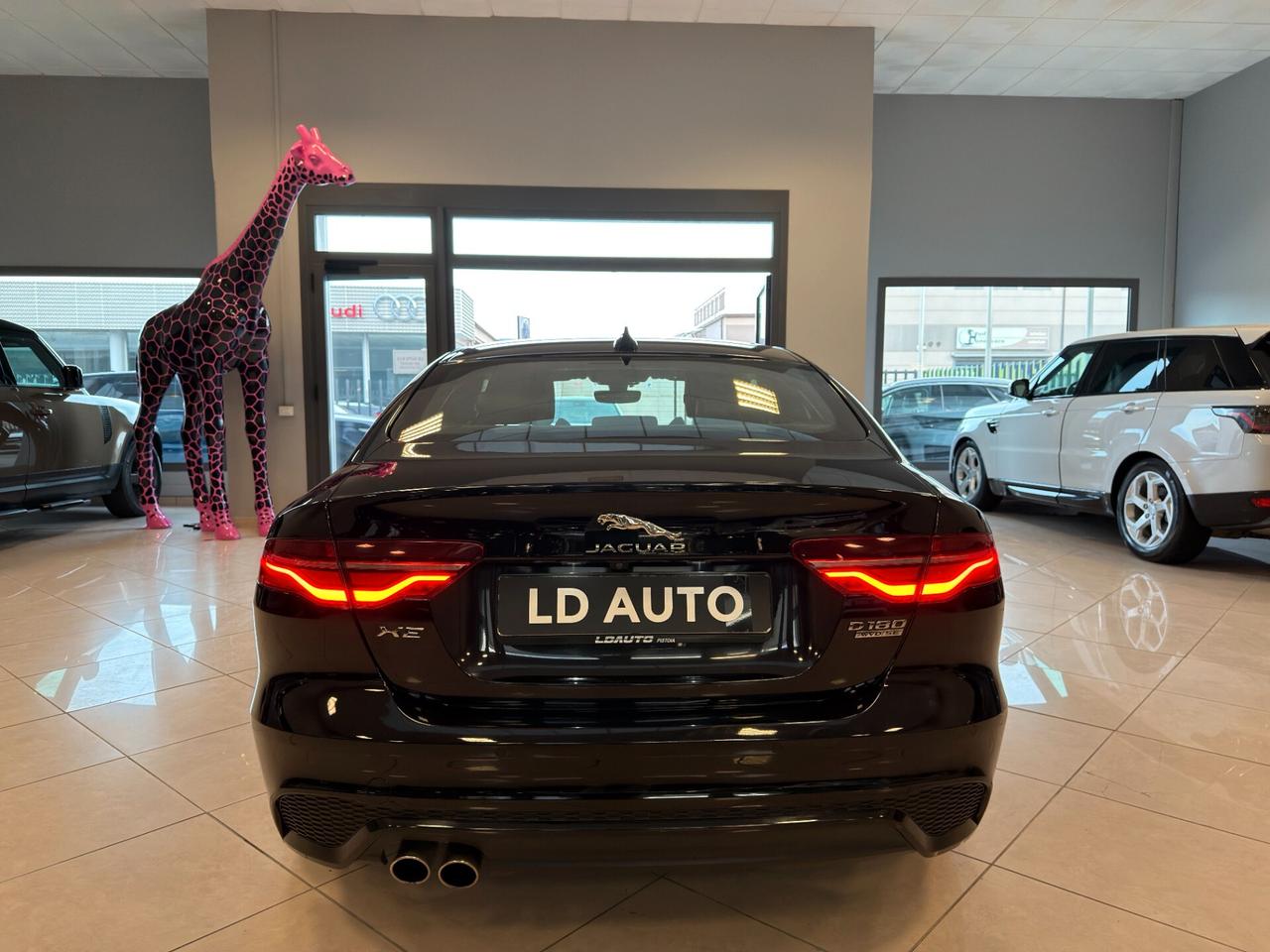 Jaguar XE 2.0 D 180 CV aut. HSE