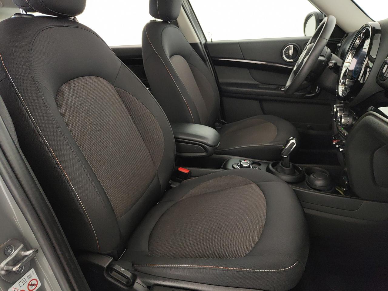 MINI Mini Countryman 1.5 Cooper Essential auto