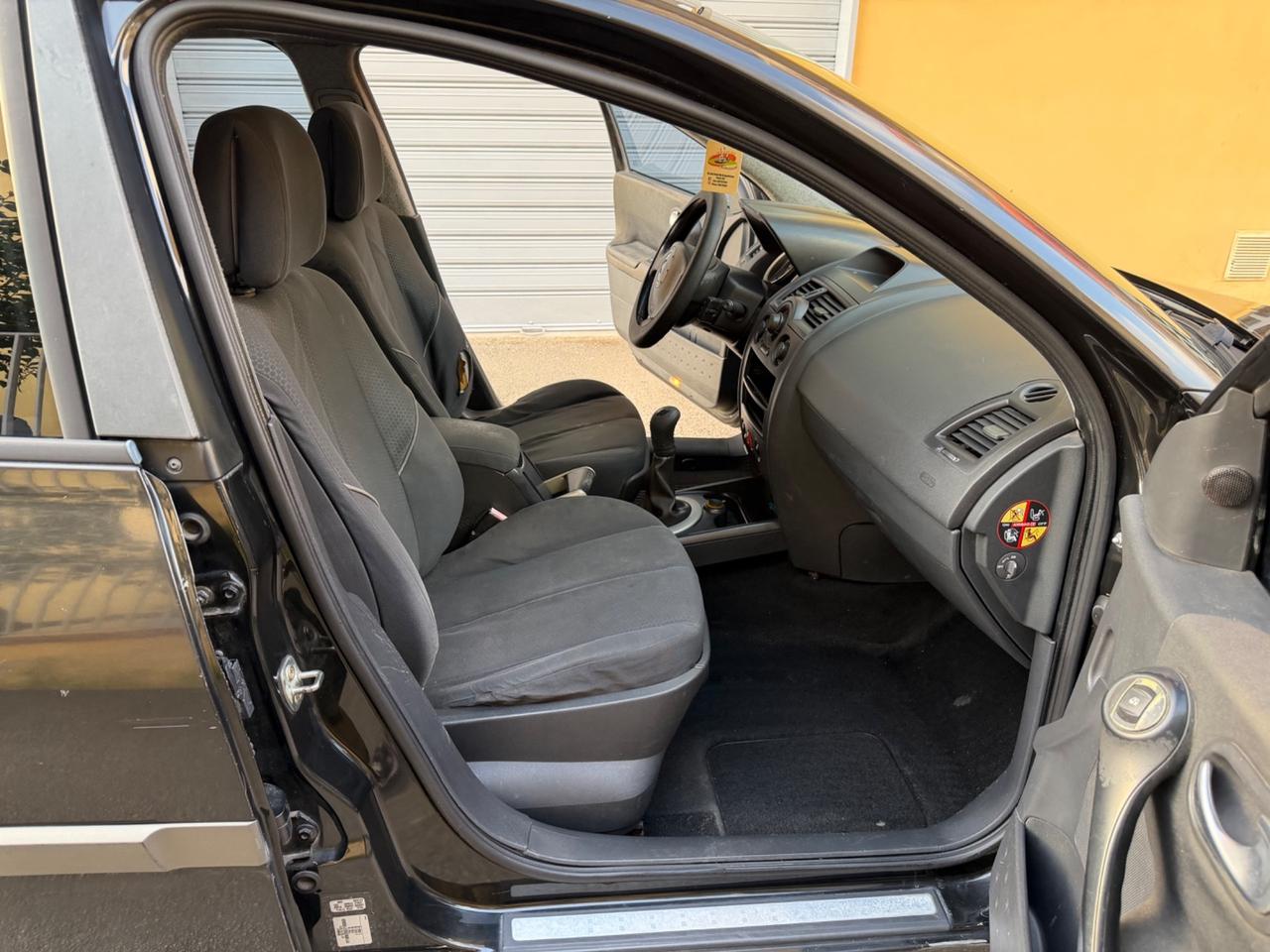 Renault Megane Mégane 1.5 dCi/82CV 5 porte Confort Authentique