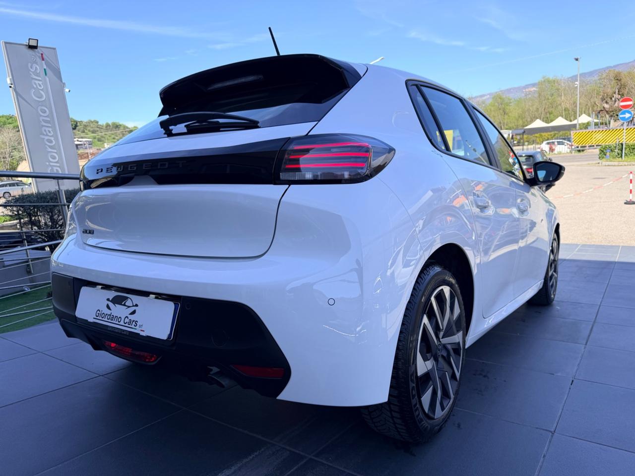 Peugeot 208 PureTech 100 Stop&Start 5 porte Allure