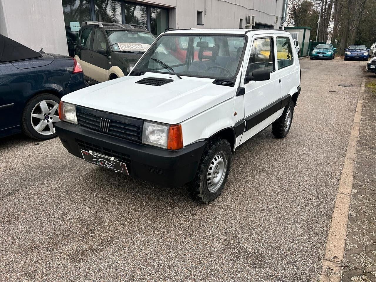 FIAT PANDA 4X4 Benzina 1000 con km 210.524 GANCIO TRAINO