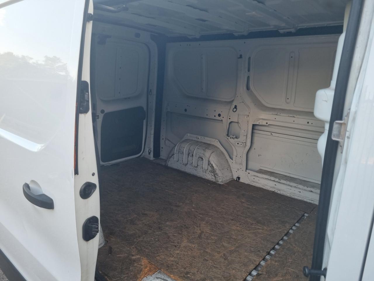 Renault Trafic T27 1.6 dCi 115CV PC-TN Furgon