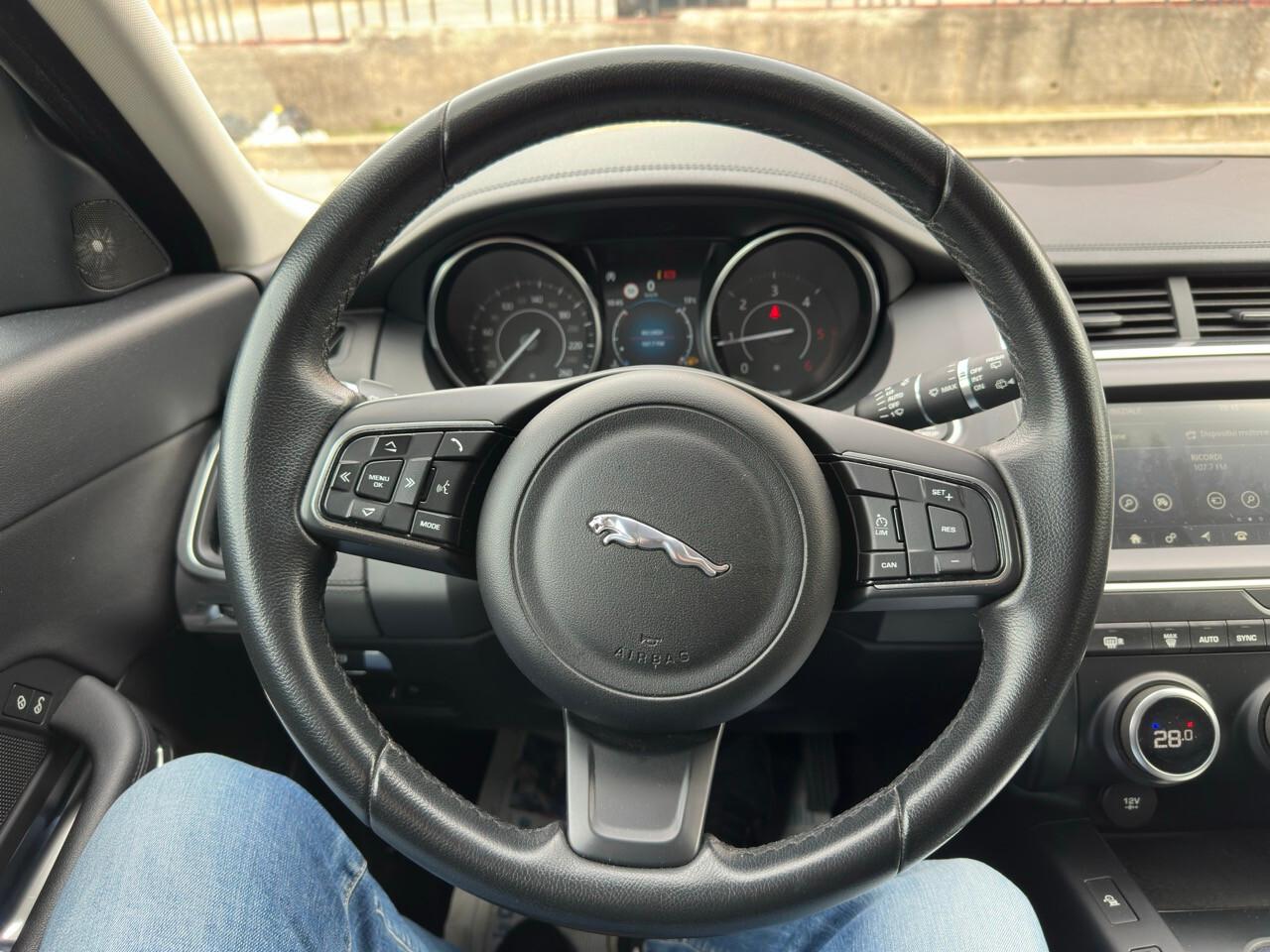 Jaguar E-Pace 2.0D 150 CV AWD aut. S