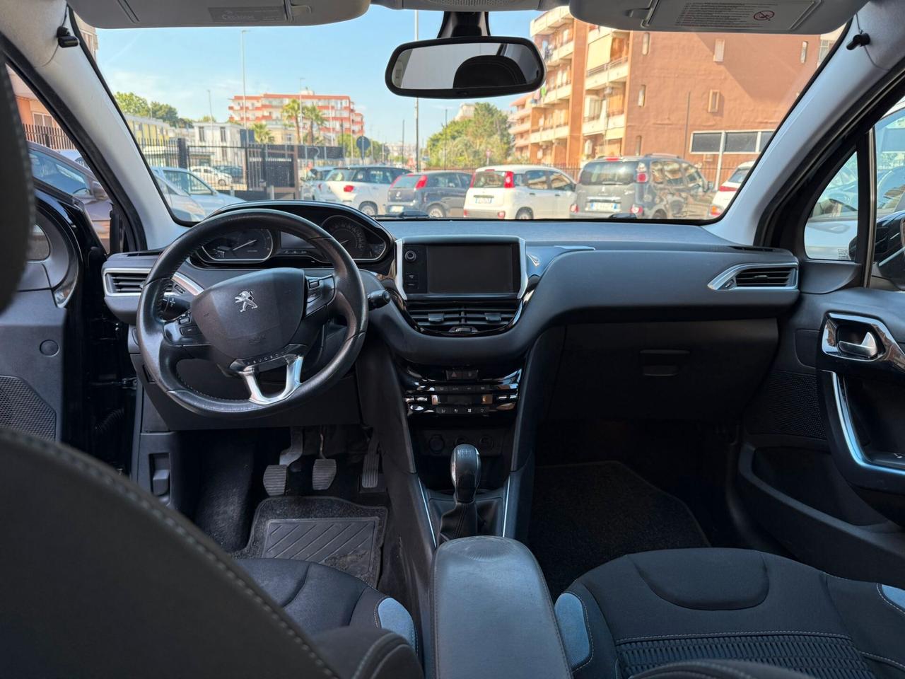 Peugeot 208 1.4 HDi 68 CV 5 porte Allure