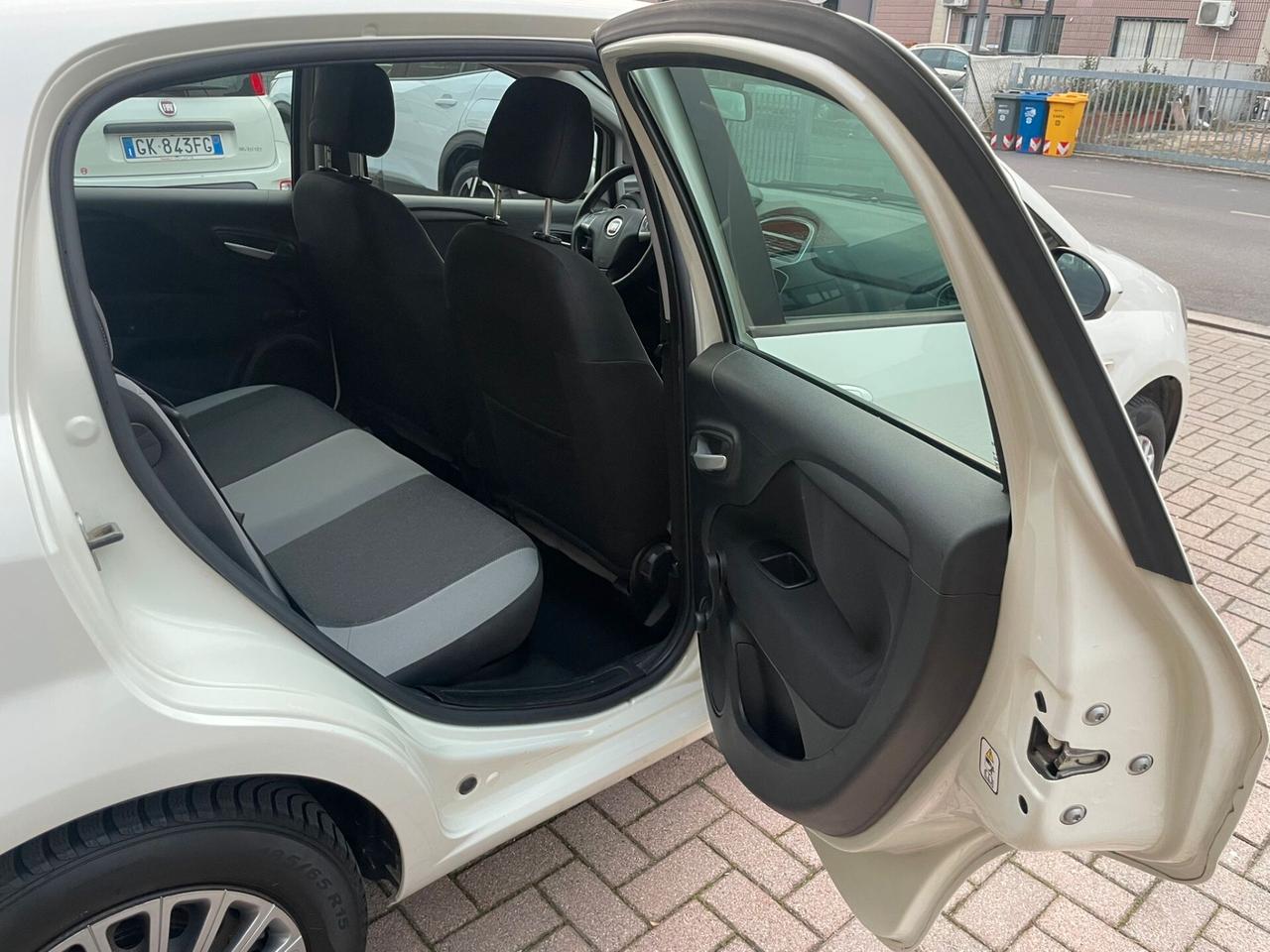 Fiat Punto 1.4 8V 5 porte Easypower GPL Lounge ok neopatentati