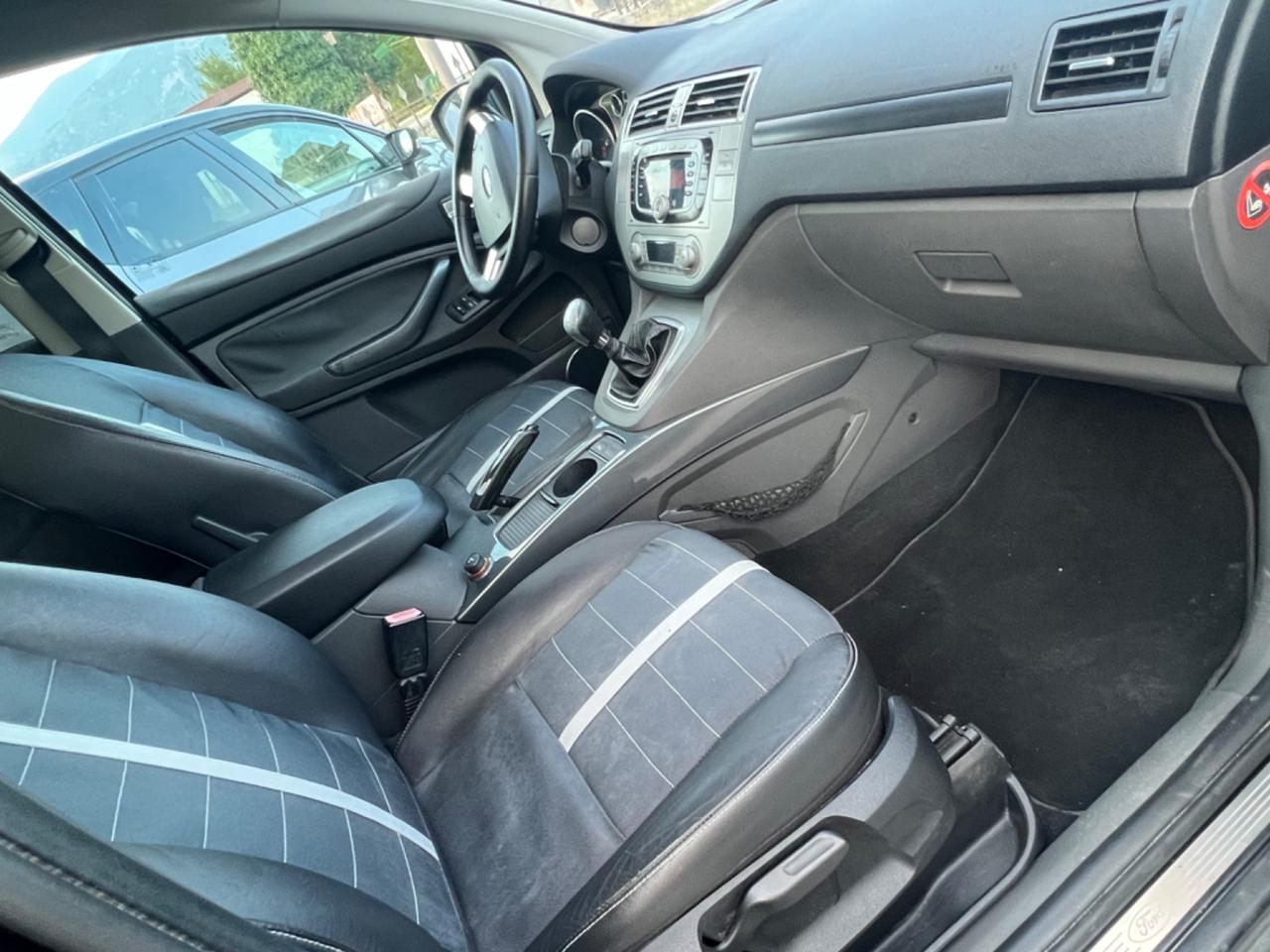 Ford Kuga 2.0 TDCi 136 CV 4WD Full gommata e taglaindata
