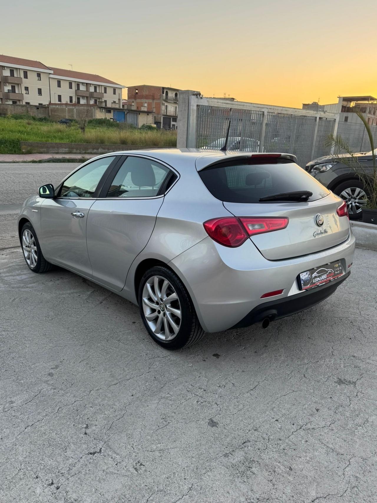 Alfa Romeo Giulietta 1.6 JTDm-2 105 CV Exclusive