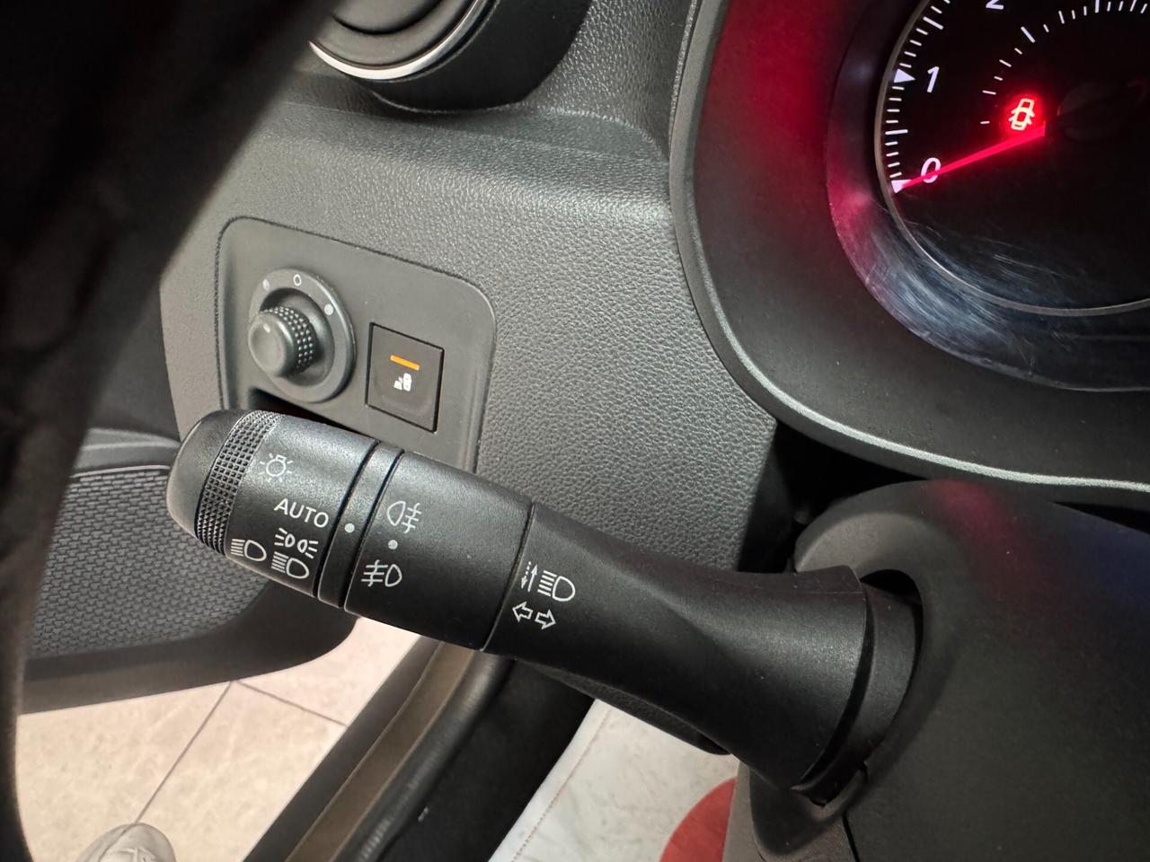 Dacia Duster 4X4 / 1.5CC 115CV / 90000KM / 2019 / DIESEL /