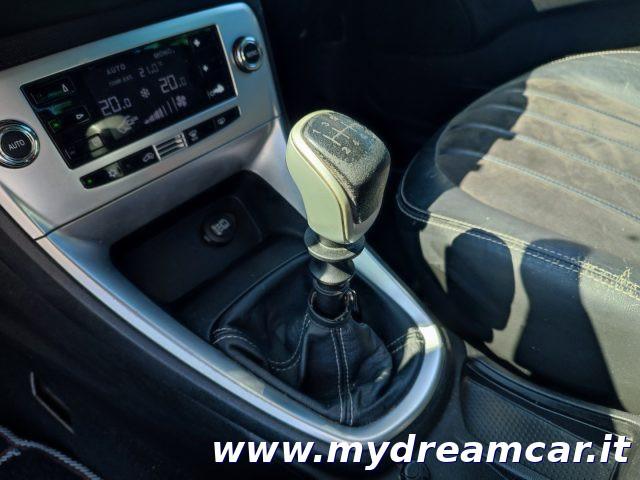 LANCIA Delta 1.6 MJT DPF Oro