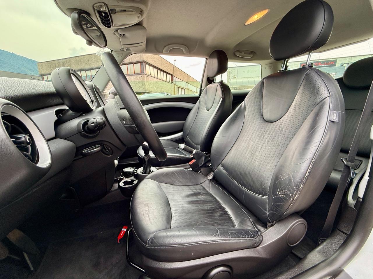 MINI COOPER 1.6I - CHILI 178.000KM 2007