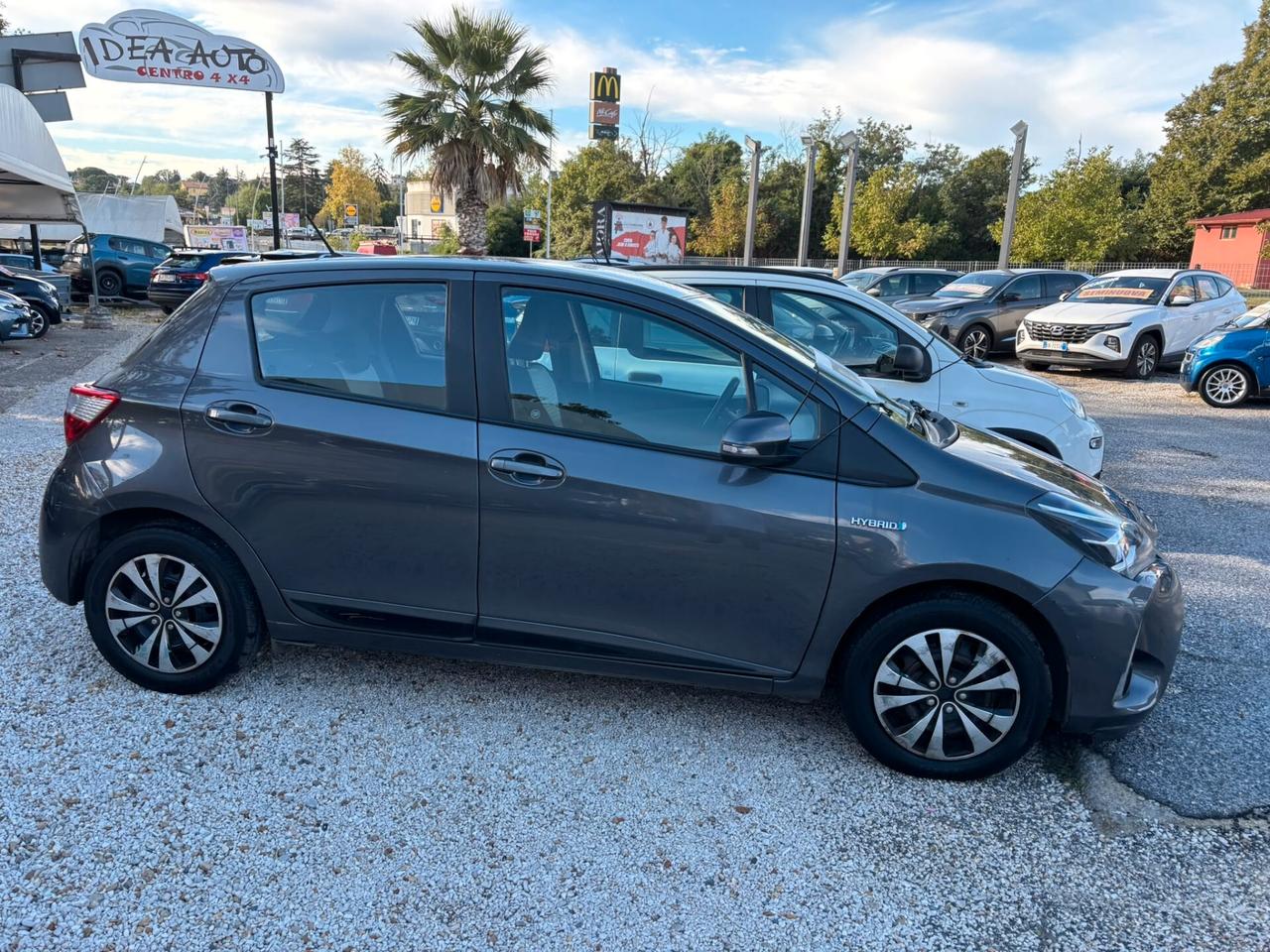 Toyota Yaris 1.5 Hybrid 5 porte Active