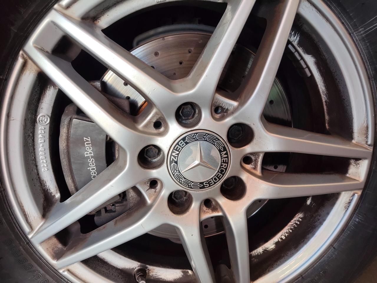 Mercedes-benz CLA 180 Premium