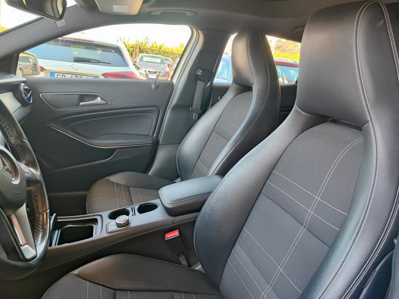 Mercedes-benz GLA 200 CDI Automatic Premium