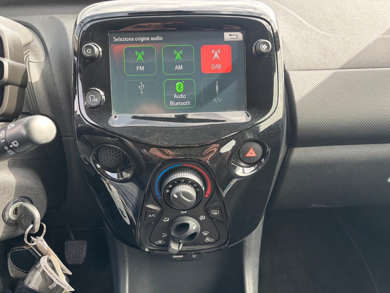 Citroen C1 VTi 72 S&S 5 porte Shine