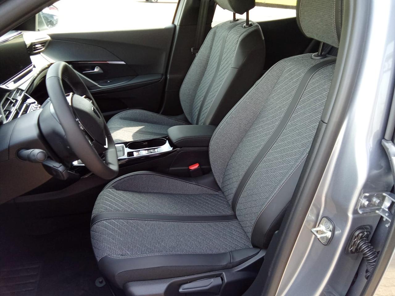 Peugeot 2008 PureTech 100 S&S Allure