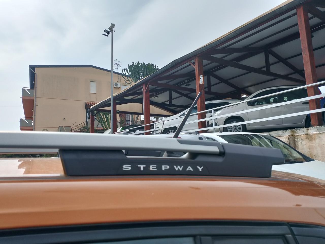 Dacia Sandero Stepway 1.0 TCe 100 CV ECO-G Comfort