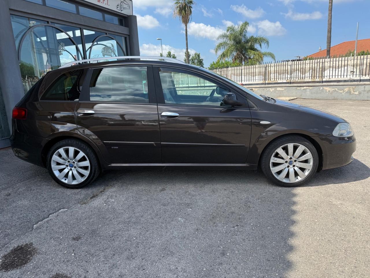 Fiat Croma 1.9 Multijet Emotion