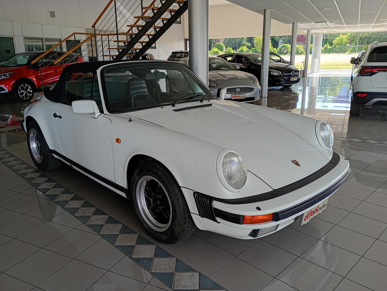 Porsche 911 CARRERA 3.2 CABRIO