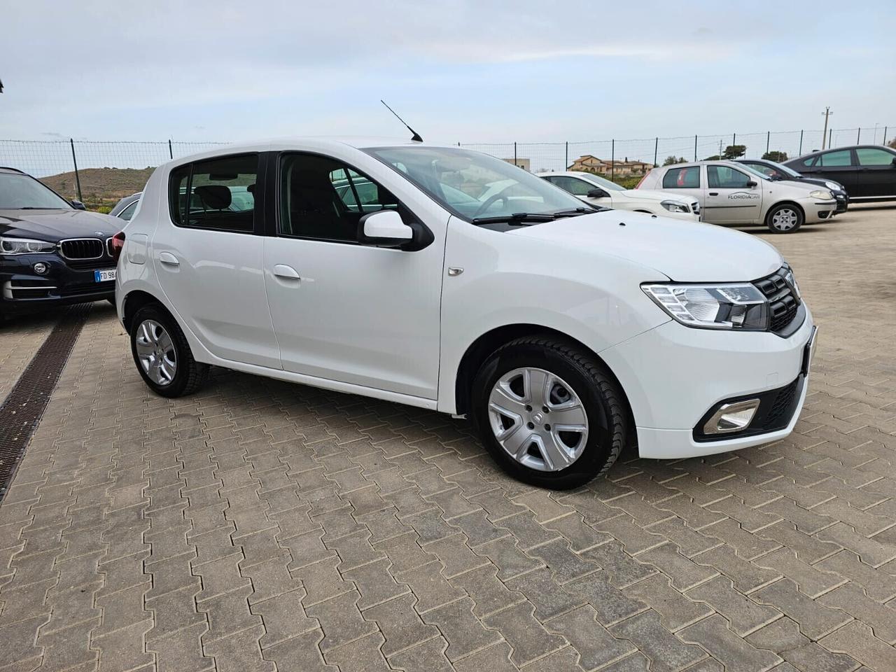 DACIA SANDERO 1.5 75CV 12/2019 PER NEO PATENTATI