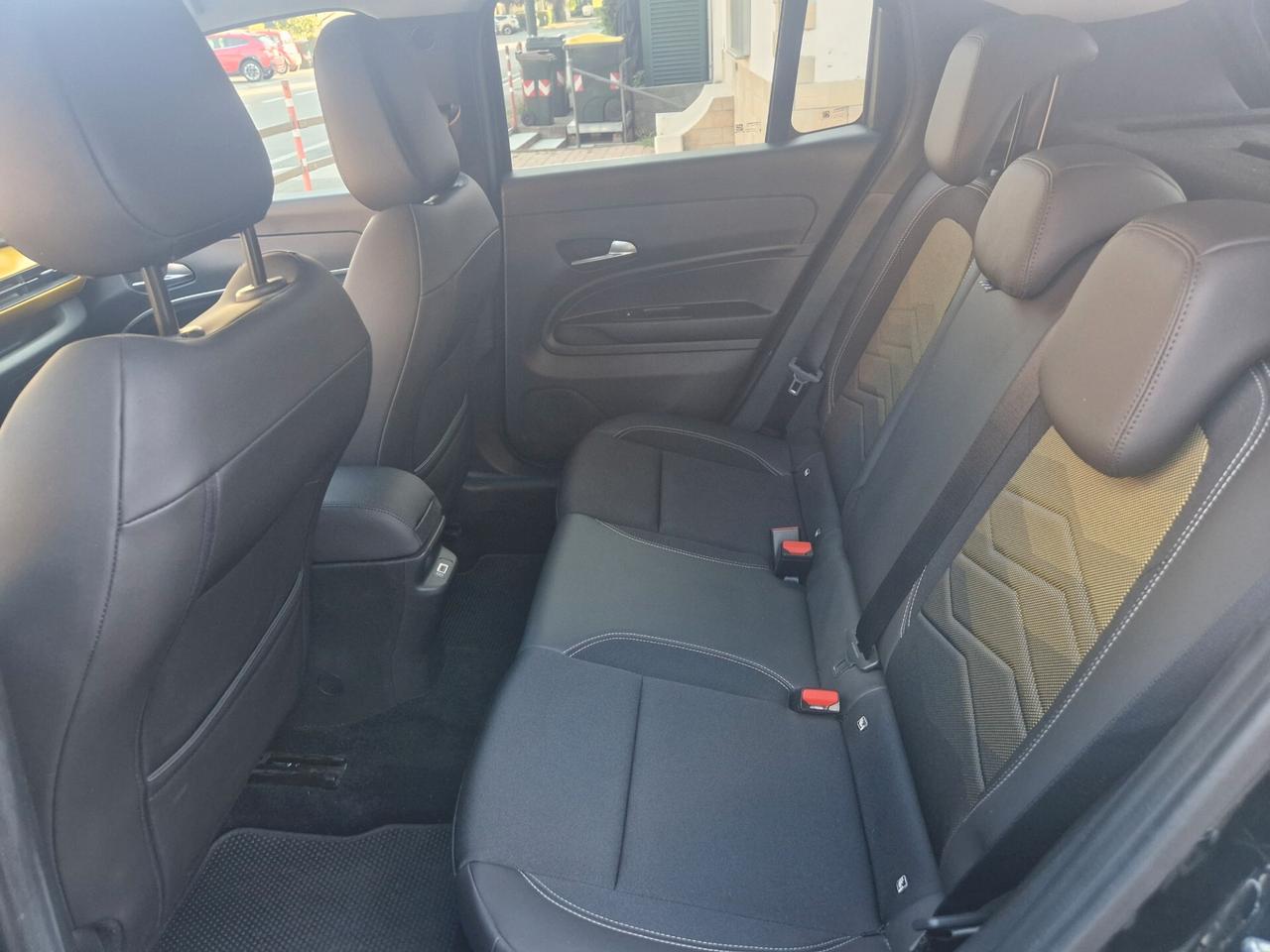 Jeep Avenger 1.2 100CV "48.300 km", Navi, Carplay, Telecamera
