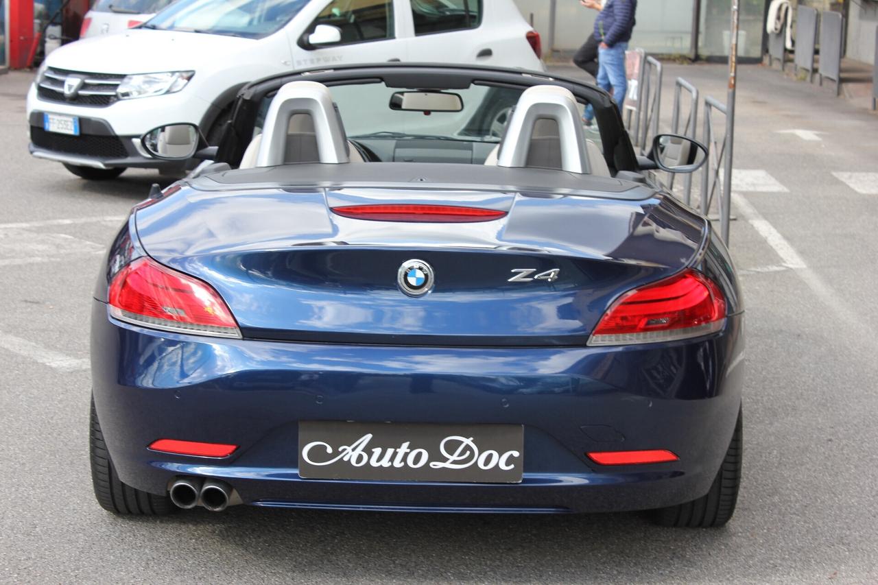 Bmw Z4 sDrive23i INTERNI IN PELLE BIANCA - SENSORI