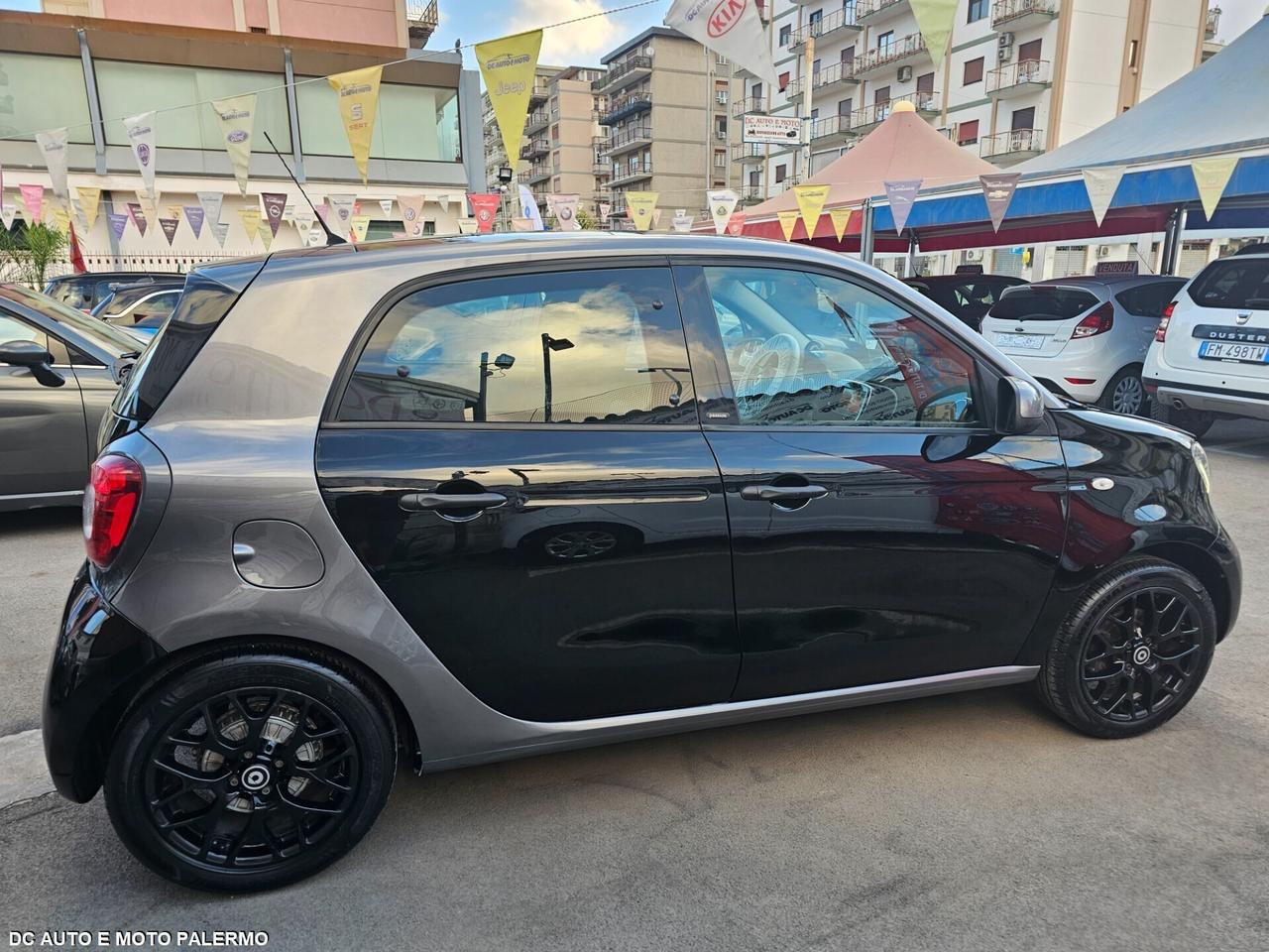 Smart ForFour 900 Turbo Navi Tetto 90CV.Fine 2019