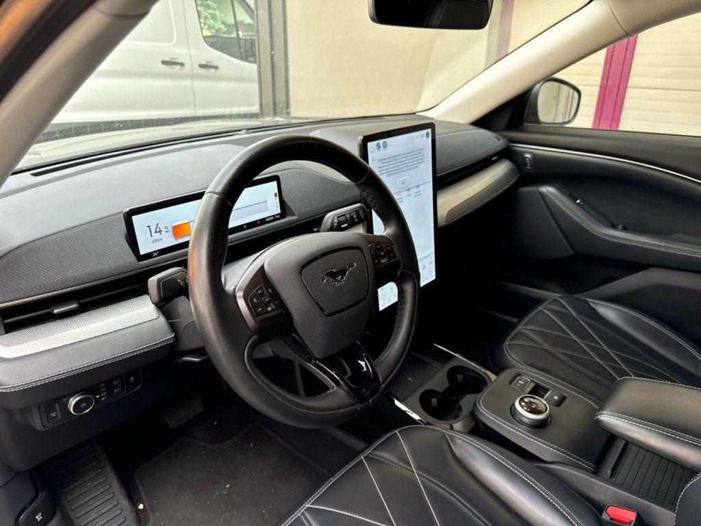 FORD Mustang Mach-e Standard Range 269 CV