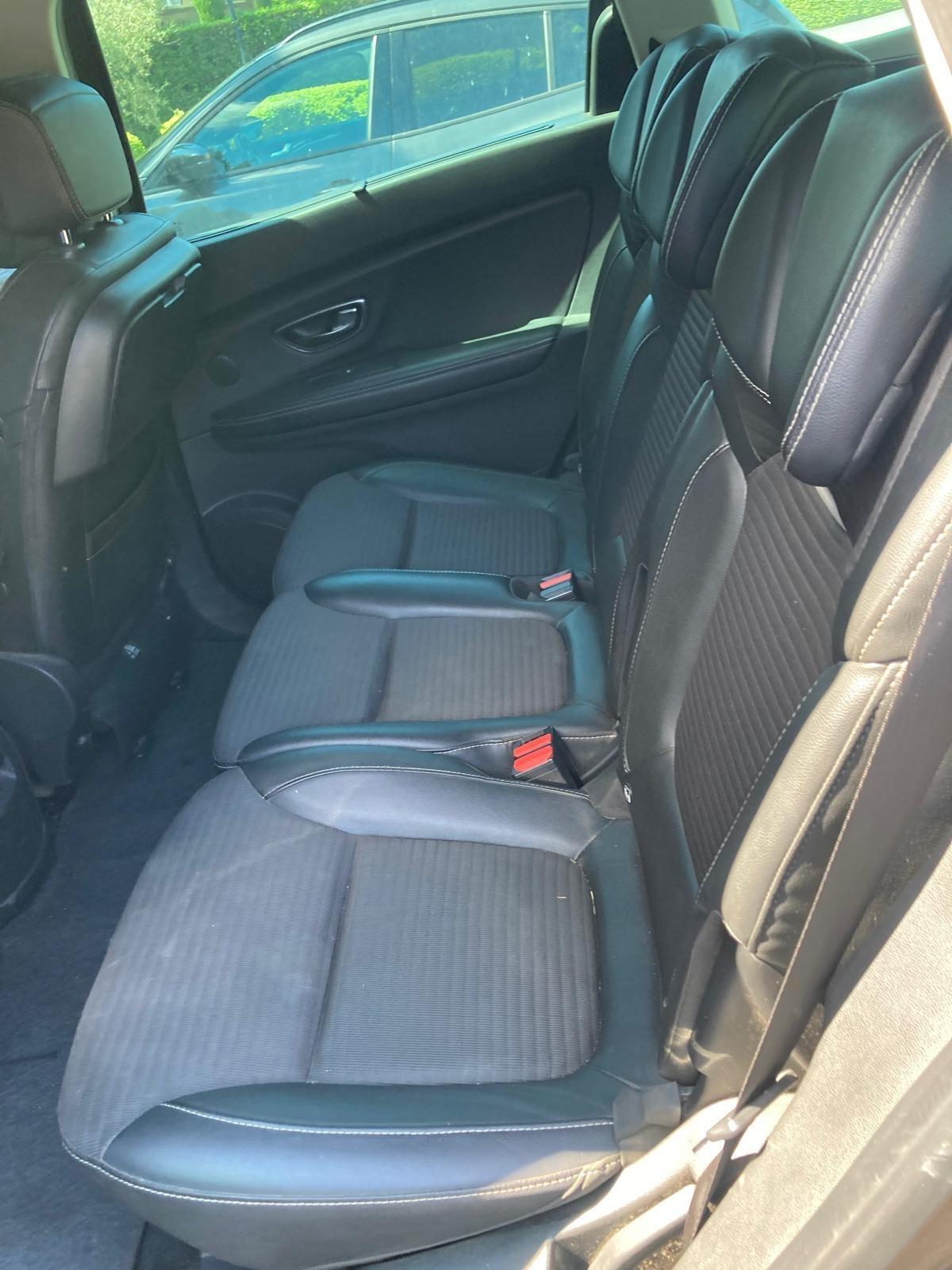 Renault Grand Scenic 7 posti 5 anni di garanzia