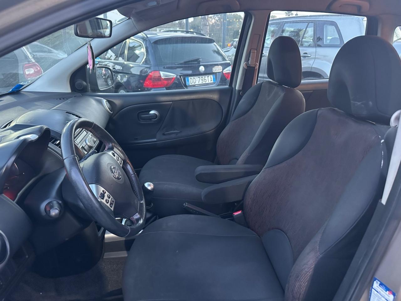 Nissan Note 1.5 dCi 90CV Tekna
