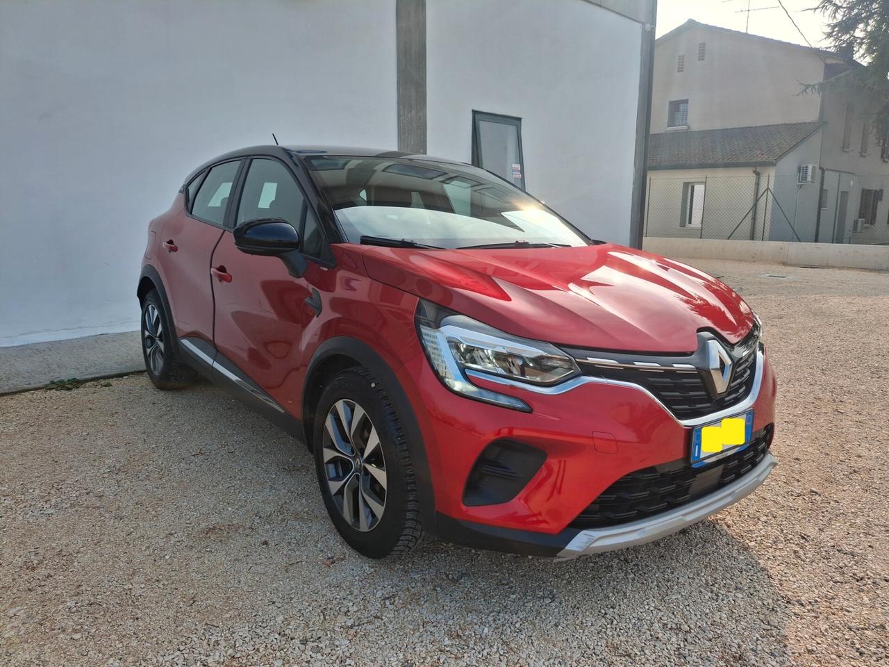 Renault Captur TCe 100 CV GPL Intens