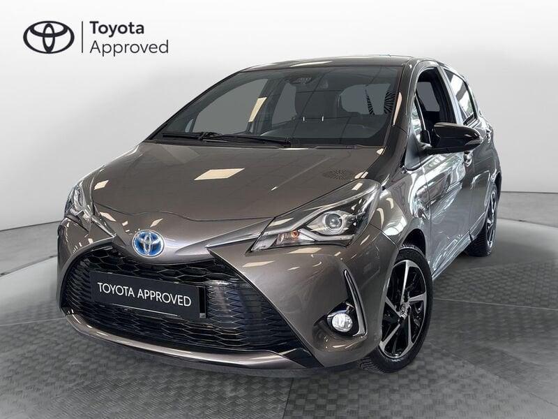 Toyota Yaris 1.5 Hybrid 5 porte Lounge Red/Bronze